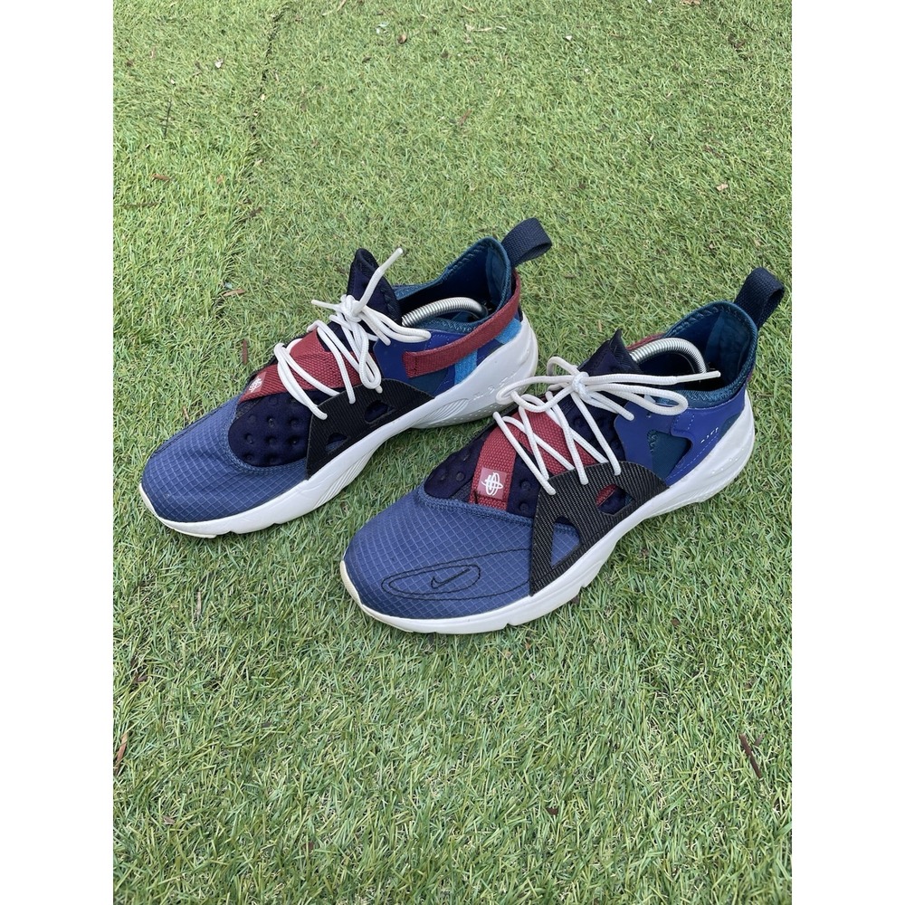 Size 10.5 - Nike Huarache Type N.354 Mystic Navy